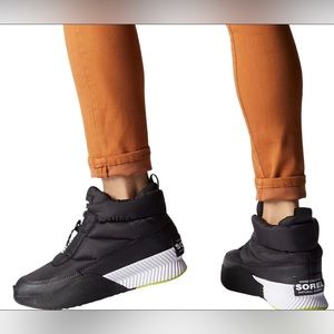 SOREL! Out N About III/Puffy Zip/🌧️Waterproof Boots⛄️/blk wte/size-6